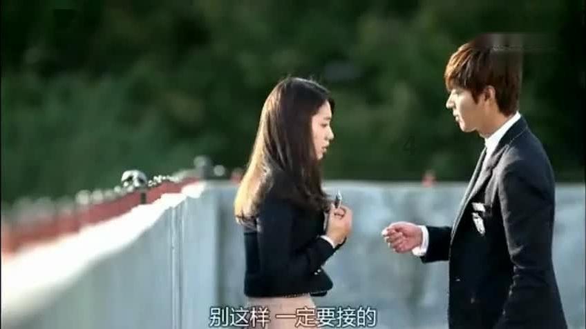 美媒:美国消费者支出将放缓 美经济未来几个月或大幅降温